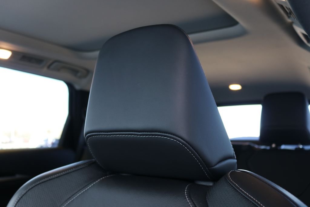 Certified Used 2025 Black INFINITI PURE image 21