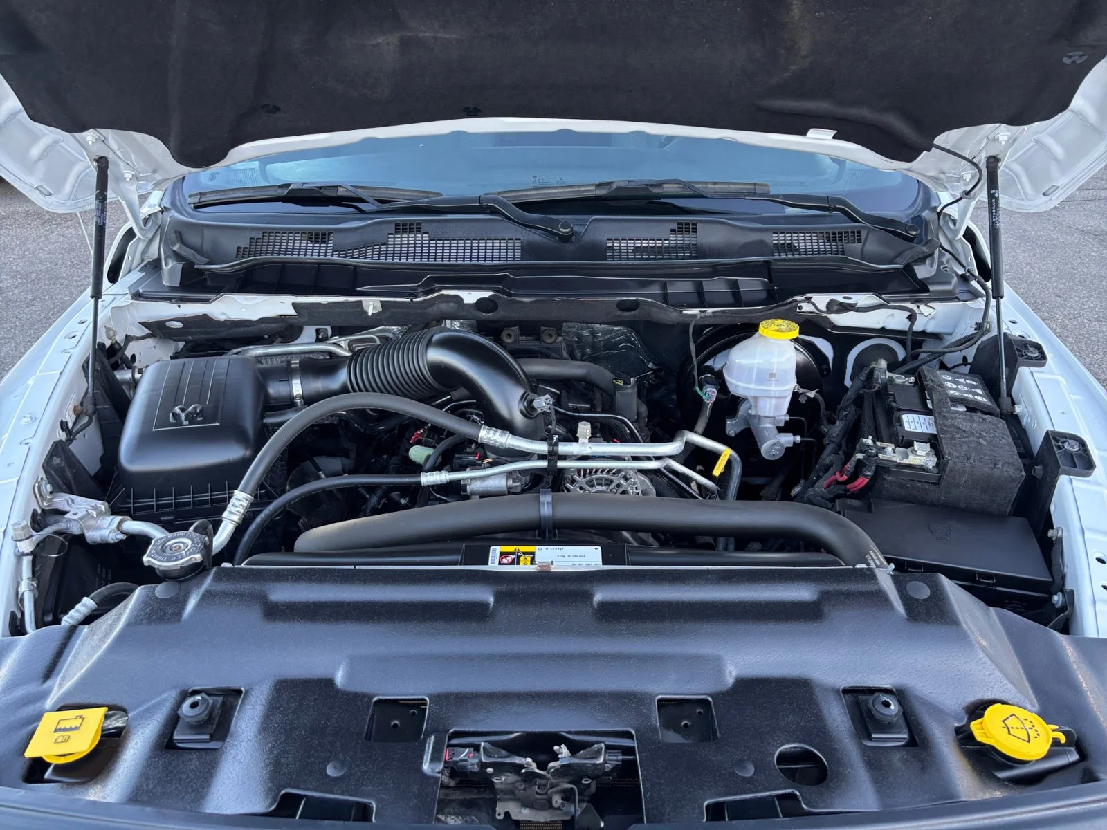 Used 2023 Bright White Ram Warlock image 20