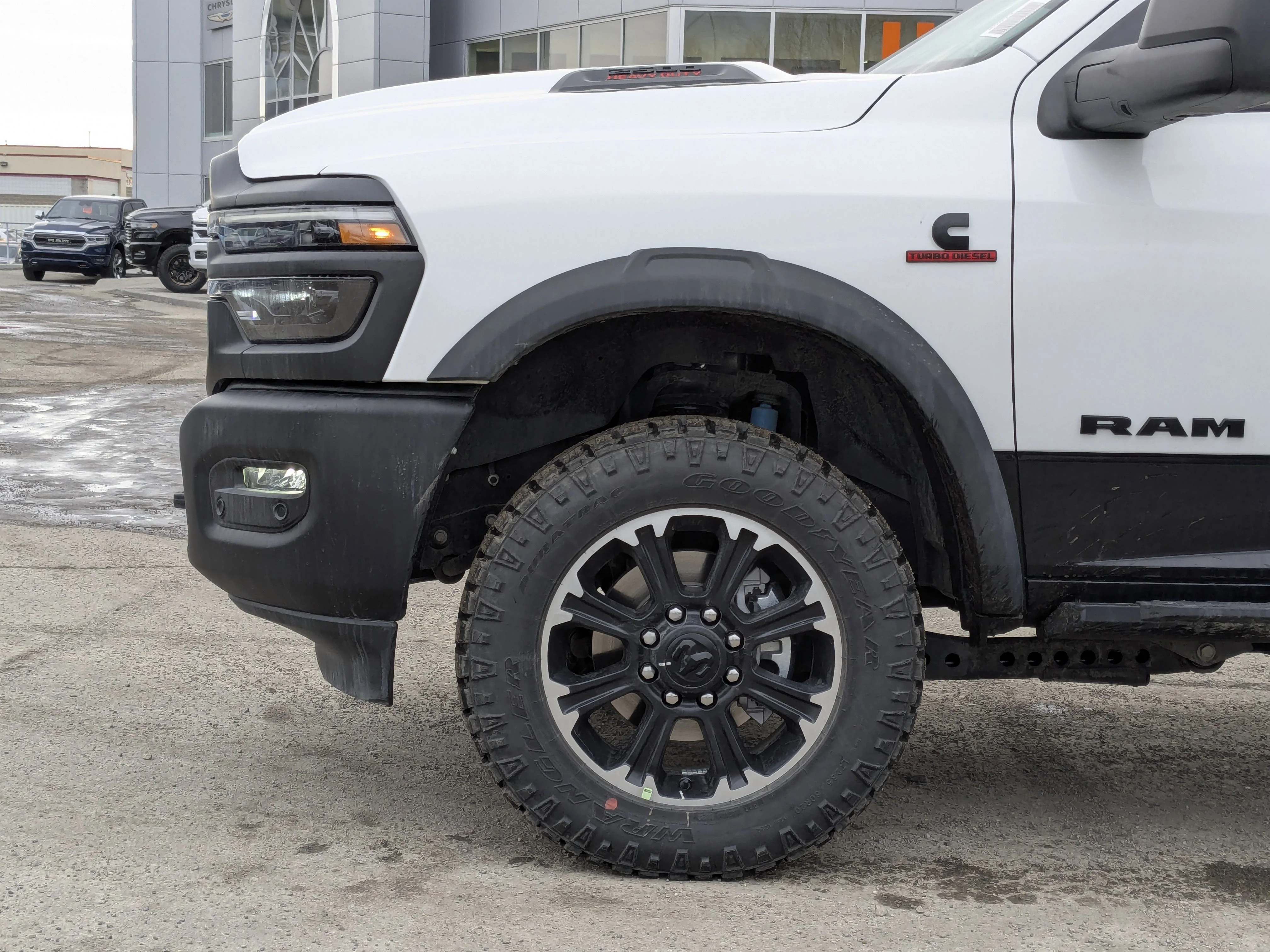 New 2026 White RAM Rebel - 6.7L CUMMINS HO DIESEL  LEVEL 1 GRP  5TH WHEEL TOW GRP image 9