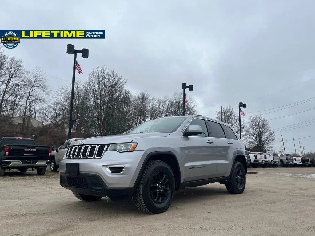 Used 2018 Jeep Grand Cherokee Laredo E with VIN 1C4RJFAG0JC121761 for sale in Lansing, MI