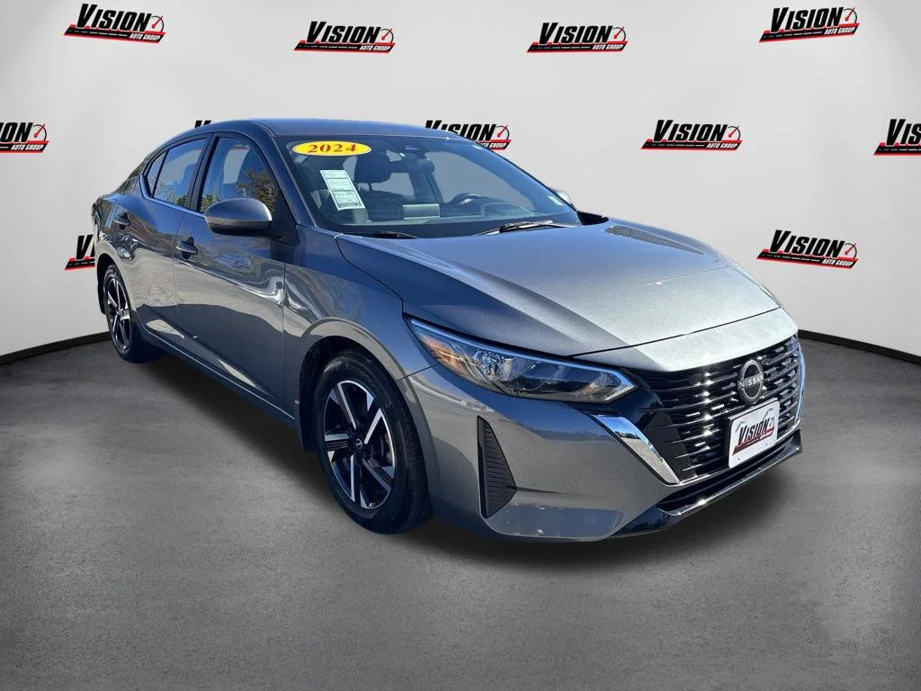 Used 2024 Gray Nissan SV image 13