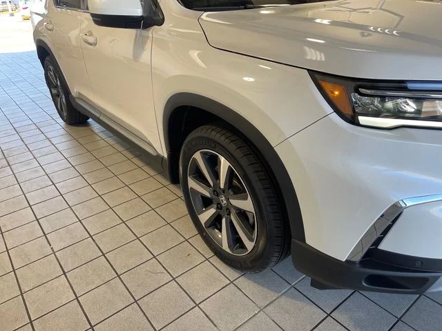2025 Honda Pilot Touring - Photo 24