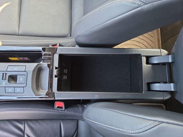 Used 2024  Toyota XLE image 29