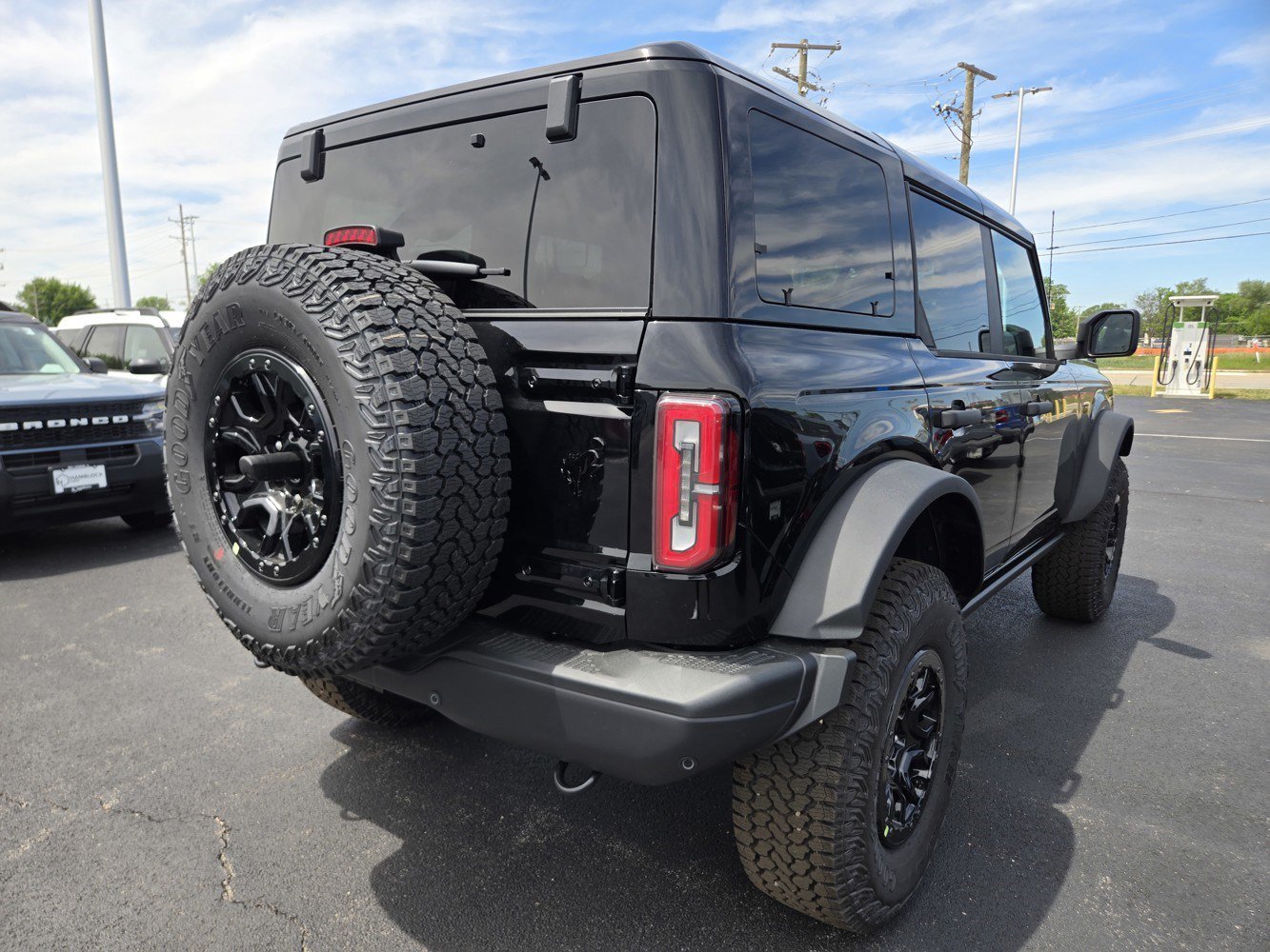 New 2026 Shadow Black Ford Badlands image 29