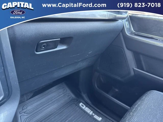 Used 2023 White Ford XLT image 27