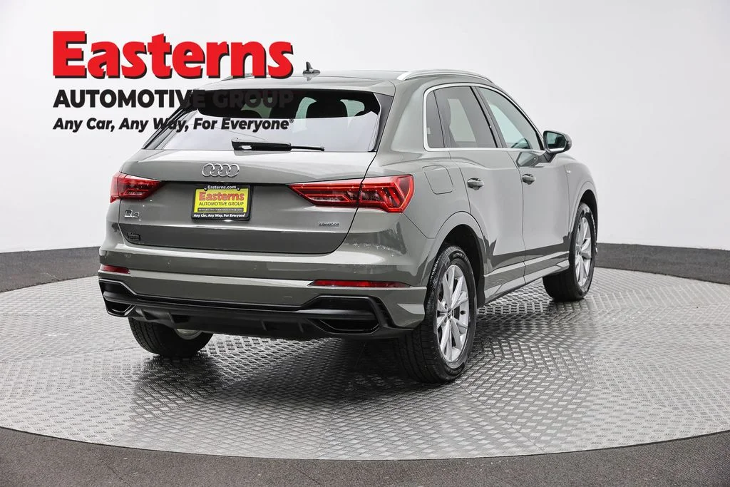 Used 2021 Gray Audi Premium Plus image 5