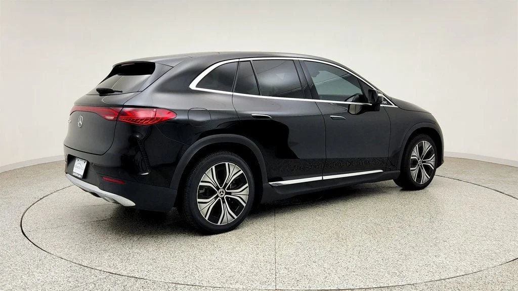 Used 2024 Obsidian Black Metallic Mercedes-Benz EQE 350+ SUV w/ Nappa Leather & Ventilated Seats image 5