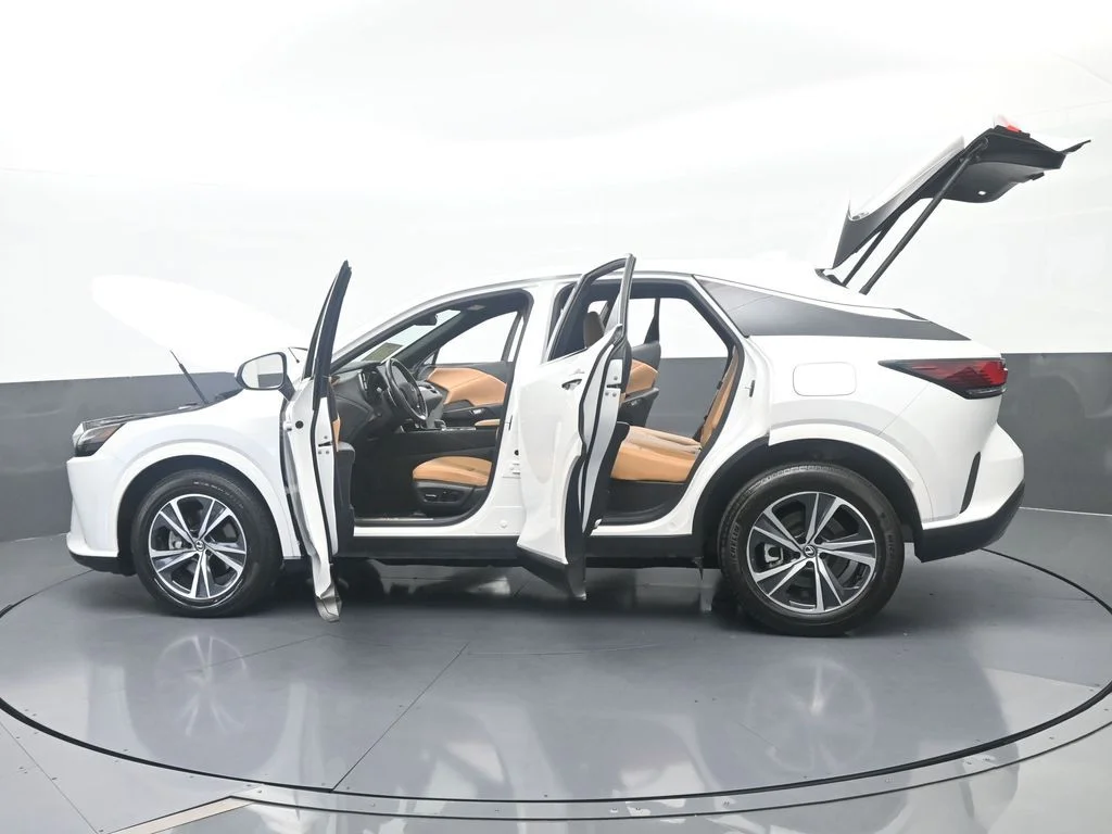 Used 2025 White Pearl Lexus 350 image 73