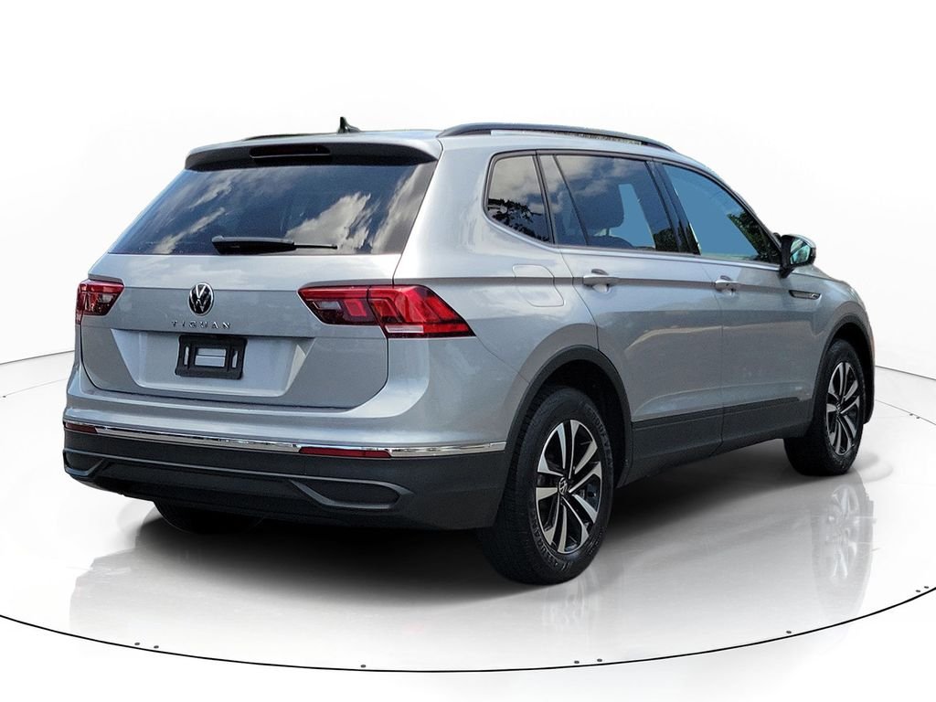 Certified Used 2023 Silver Volkswagen 2.0T S image 4