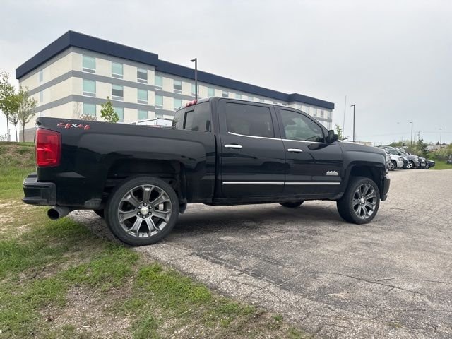 Used 2018 Black Chevrolet High Country image 22