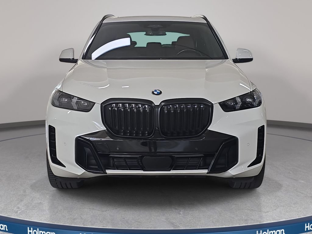 Certified Used 2024 Alpine White BMW sDrive40i image 3