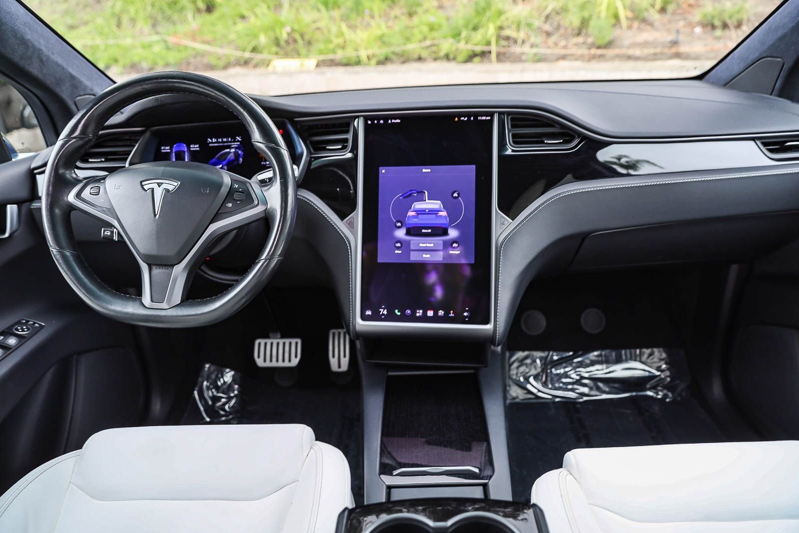 Used 2020 Deep Blue Metallic Tesla Performance image 12