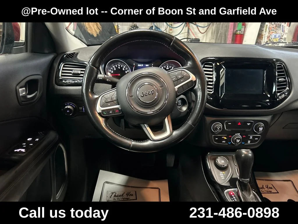 Used 2020 Red Jeep Latitude image 17