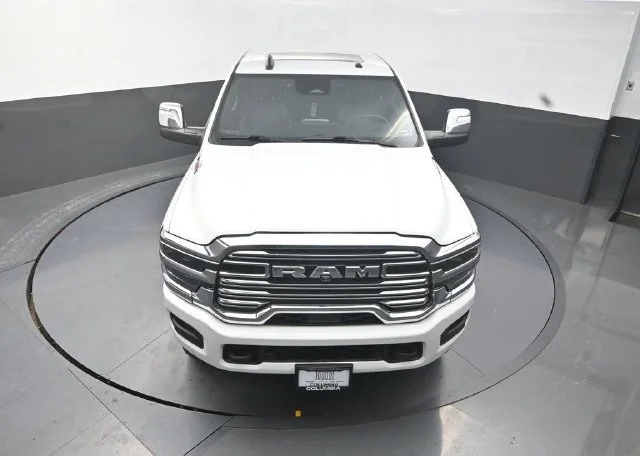 Used 2025 White Ram Laramie image 13