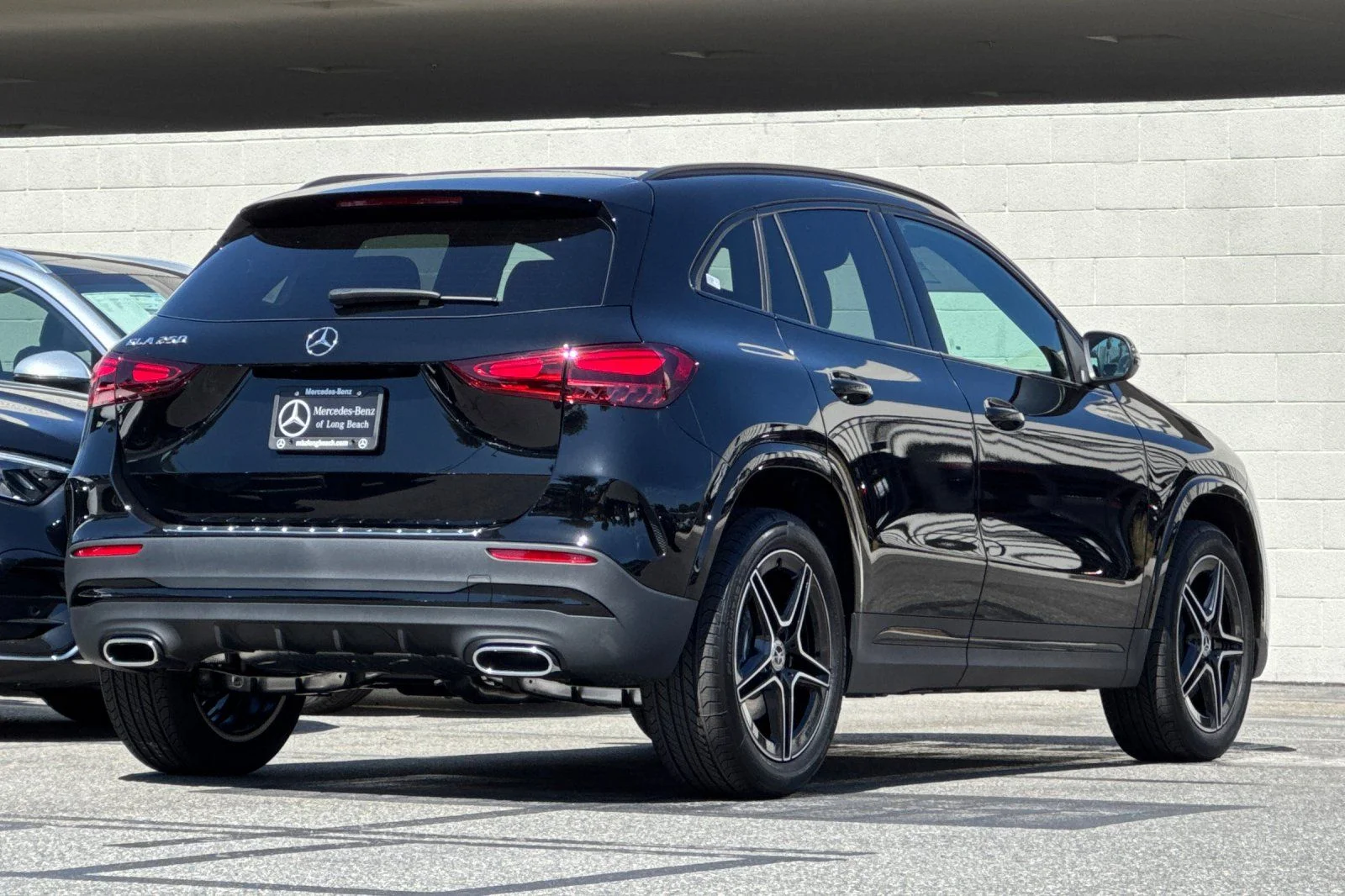 New 2026 Black Mercedes-Benz GLA 250 image 5