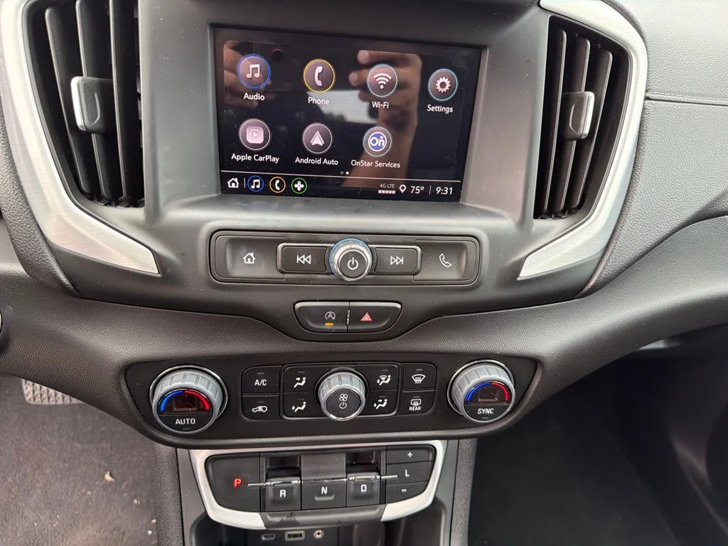 Used 2023 Blue GMC SLE image 15