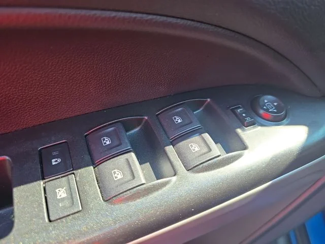 Used 2022 Blue Chevrolet LT image 29