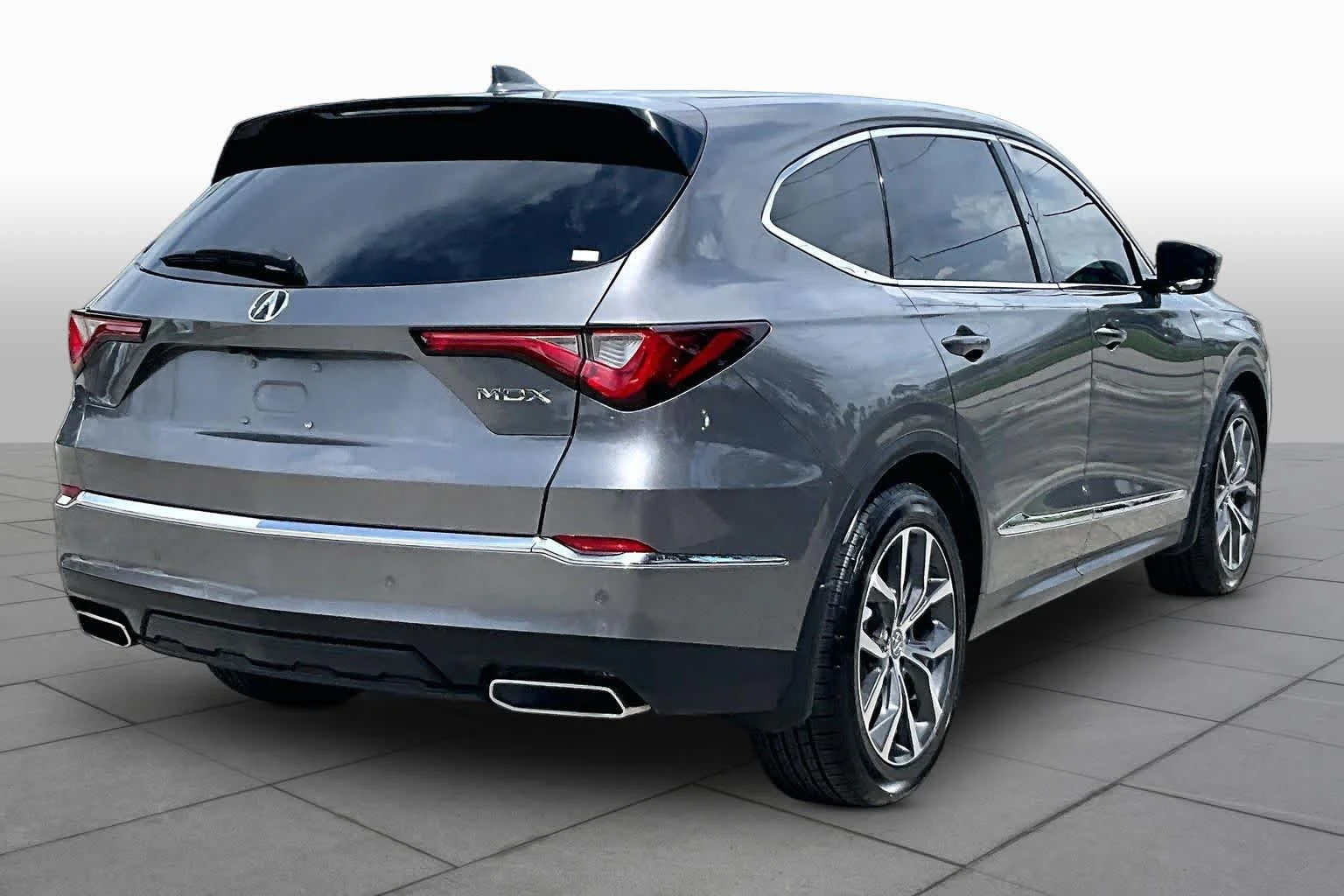 Used 2023 Liquid Carbon Metallic Acura w/Technology Package image 13