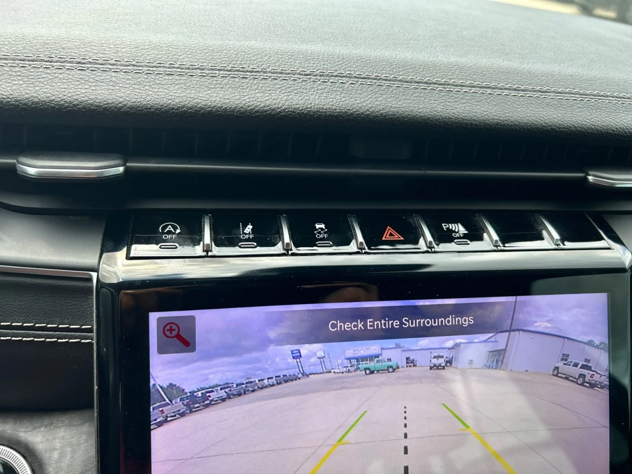 Used 2021  Jeep Limited image 13