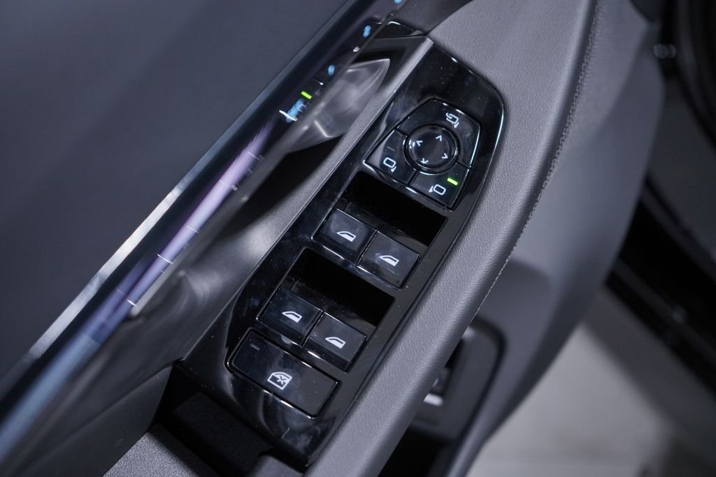 New 2026 Carbon Black Metallic BMW 530i image 13