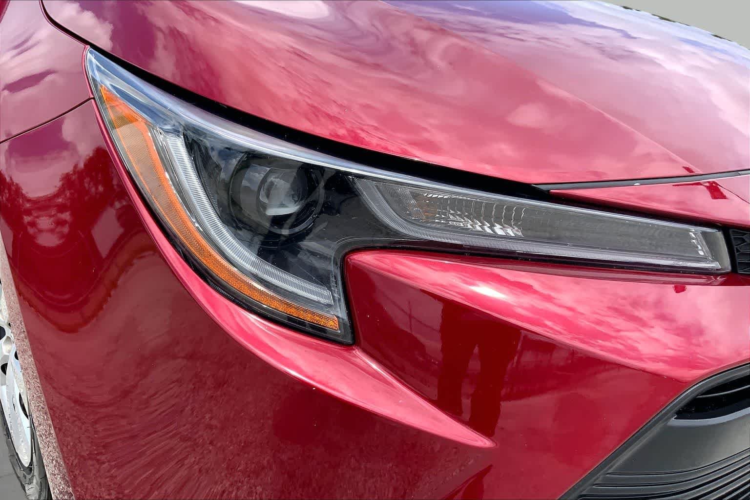 Used 2024 Ruby Flare Pearl Toyota LE image 27