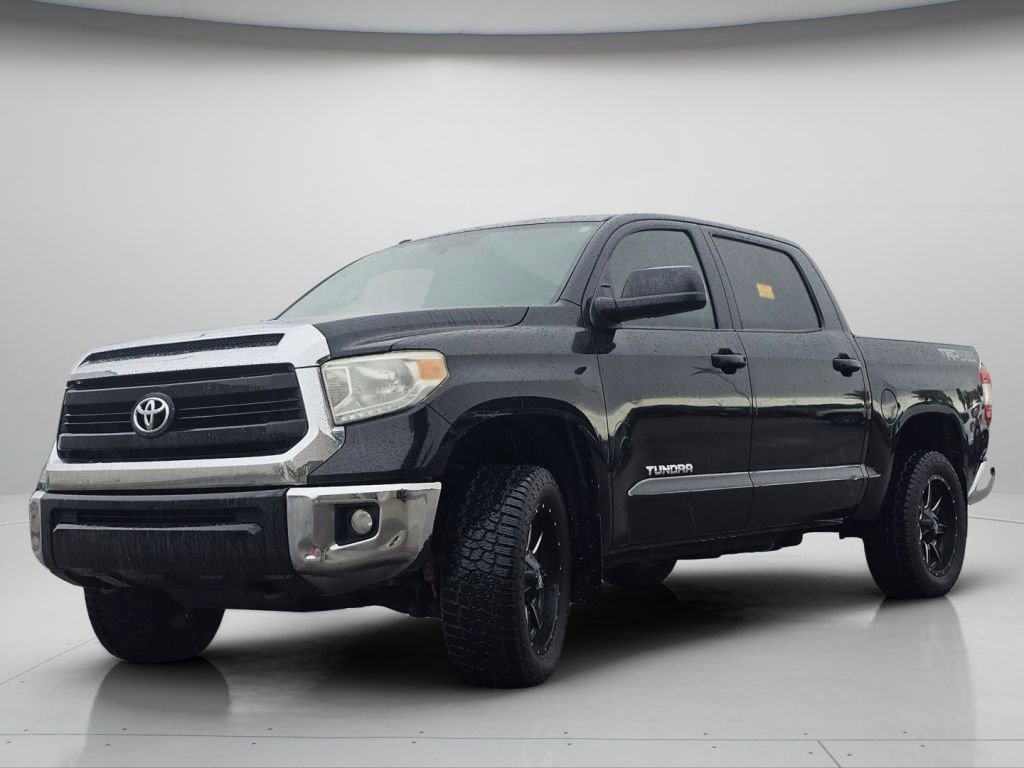 Used 2015 Black Toyota SR5 image 20