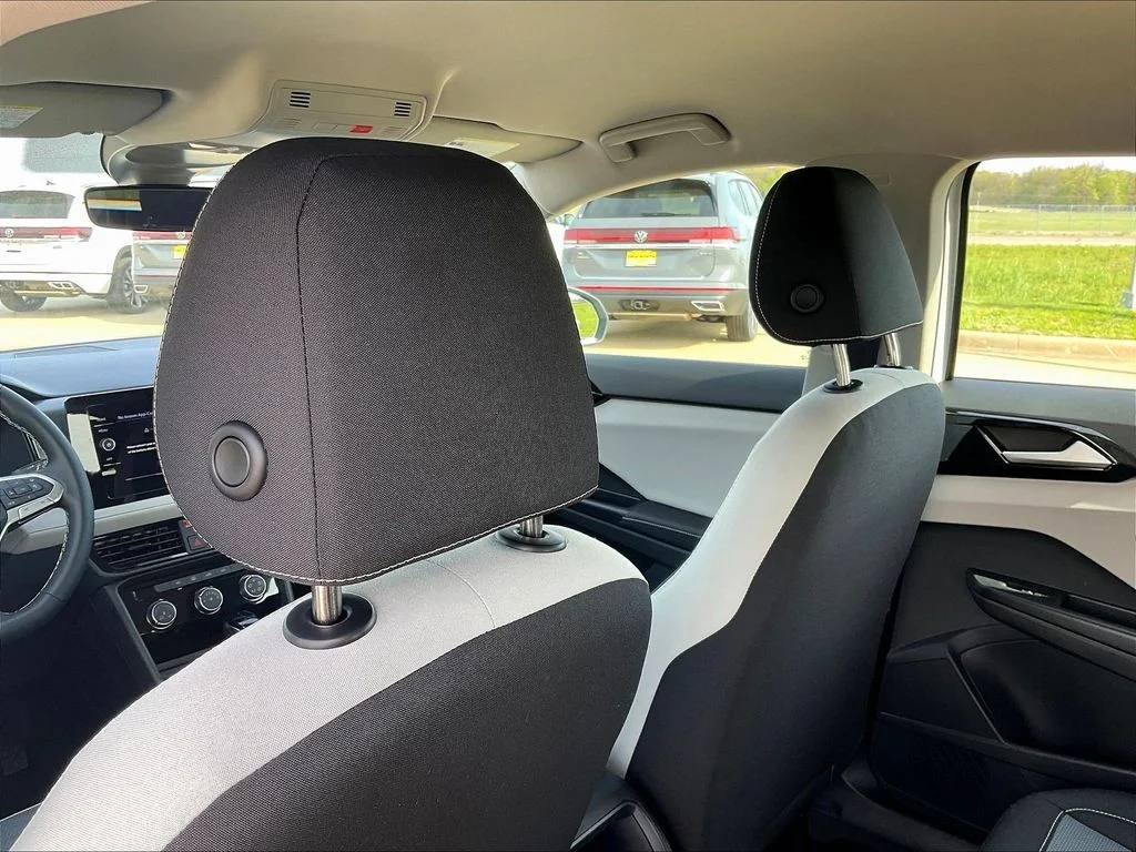 New 2026 White Volkswagen 1.5T S image 20