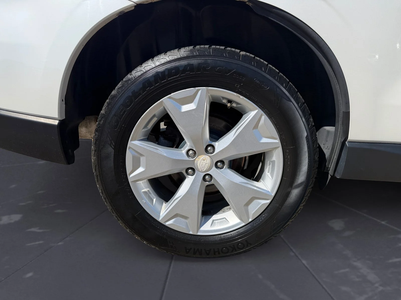 Used 2015 Satin White Pearl Subaru 2.5i Premium image 45