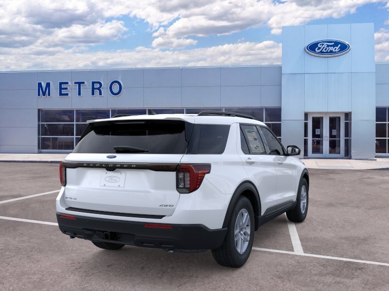 Used 2026 Star White Metallic Tri-Coat Ford Active image 8