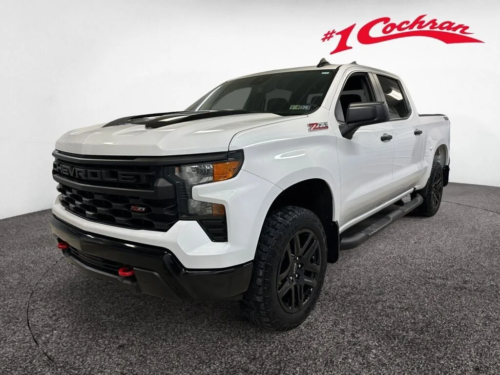 Certified Used 2023 Summit White Chevrolet Custom Trail Boss image 32