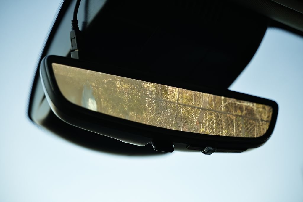 Used 2025 Black GMC Denali image 18