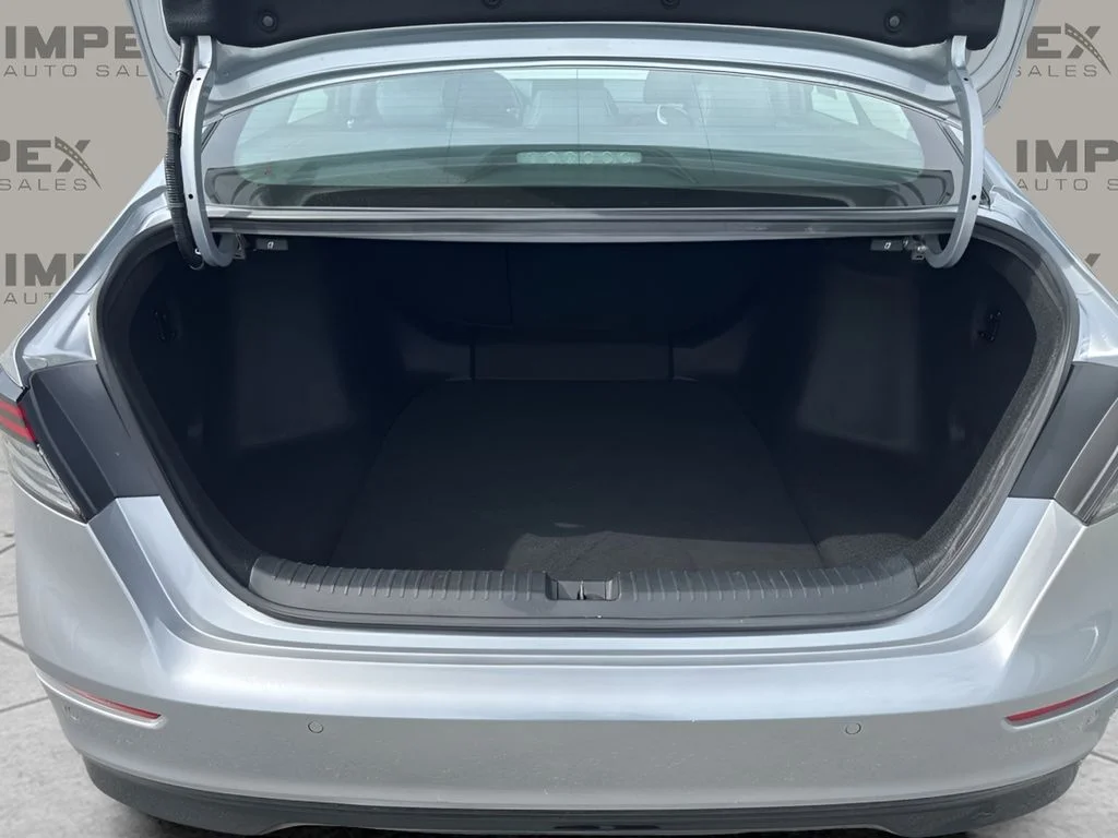 Used 2025 Gray Honda EX-L image 29