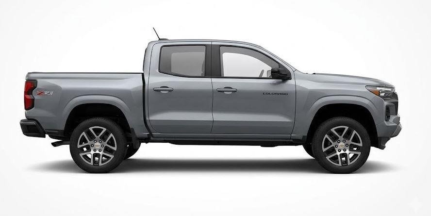 Used 2023 Sterling Gray Metallic Chevrolet 4WD Z71 image 4