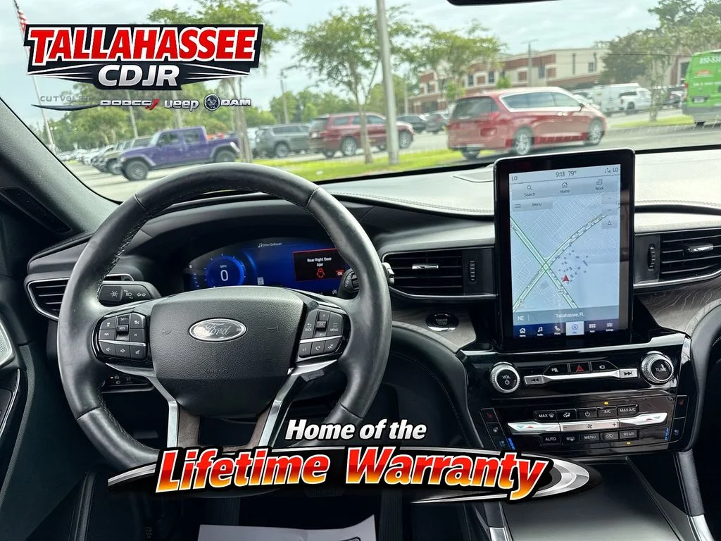 Used 2023 Red Metallic Ford Platinum image 35