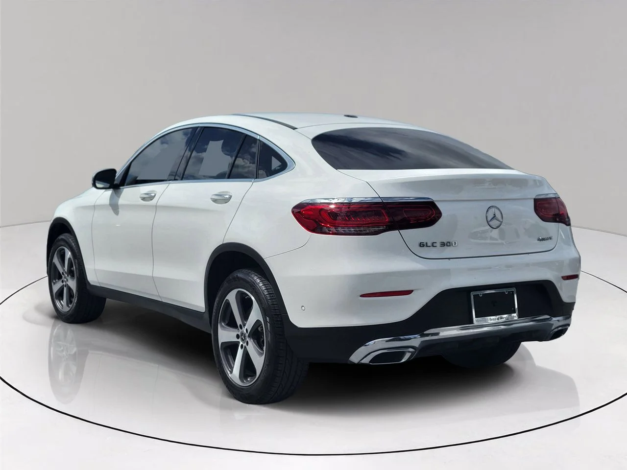 Certified Used 2023 White Mercedes-Benz GLC 300 Coupe image 4