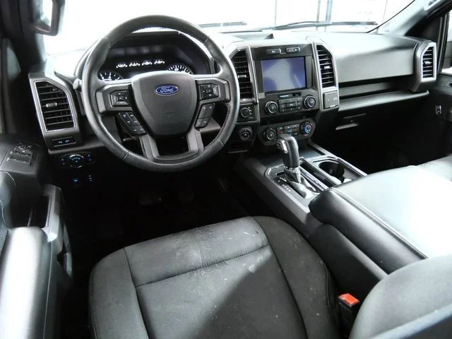 Used 2020 Red Ford XLT image 4