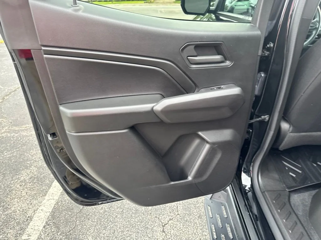 Used 2024 Black Chevrolet Trail Boss image 32