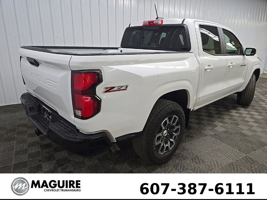 Used 2025 Summit White Chevrolet Z71 image 10