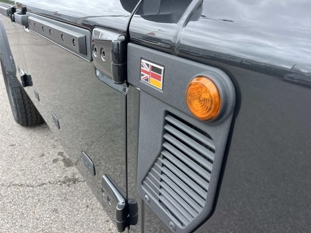 New 2026 Donny Gray Metallic INEOS Fieldmaster Edition image 15