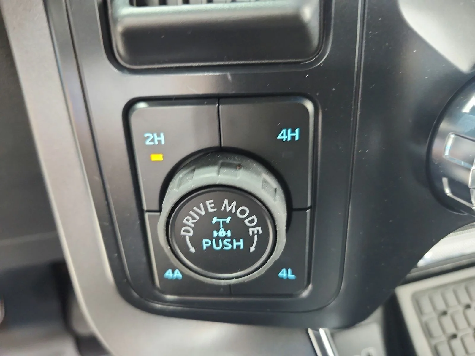 New 2026 Gray Ford Lariat image 29
