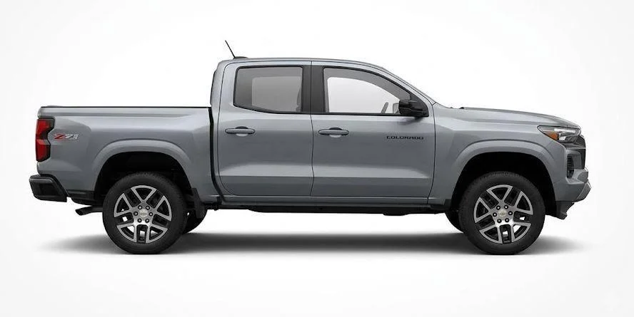 Used 2023 Sterling Gray Metallic Chevrolet 4WD Z71 image 4