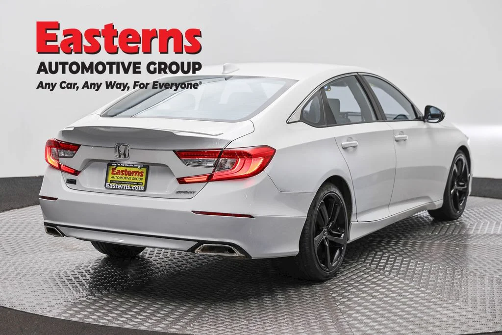 Used 2018 White Honda Sport image 5