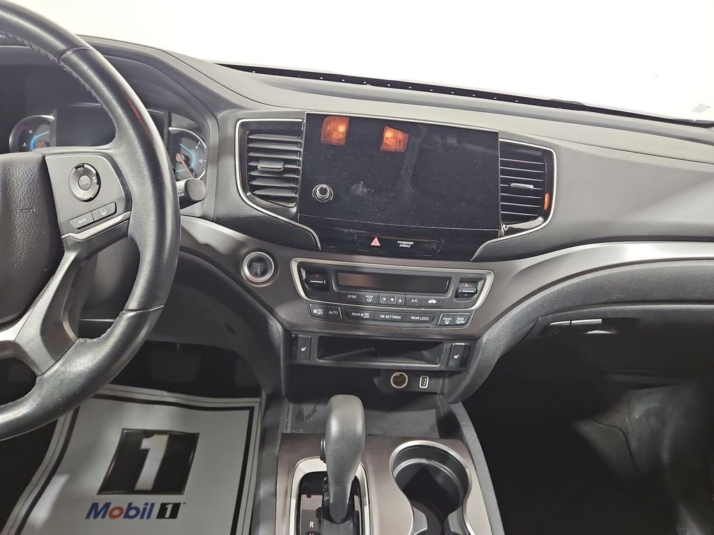 Used 2019  Honda EX-L image 17