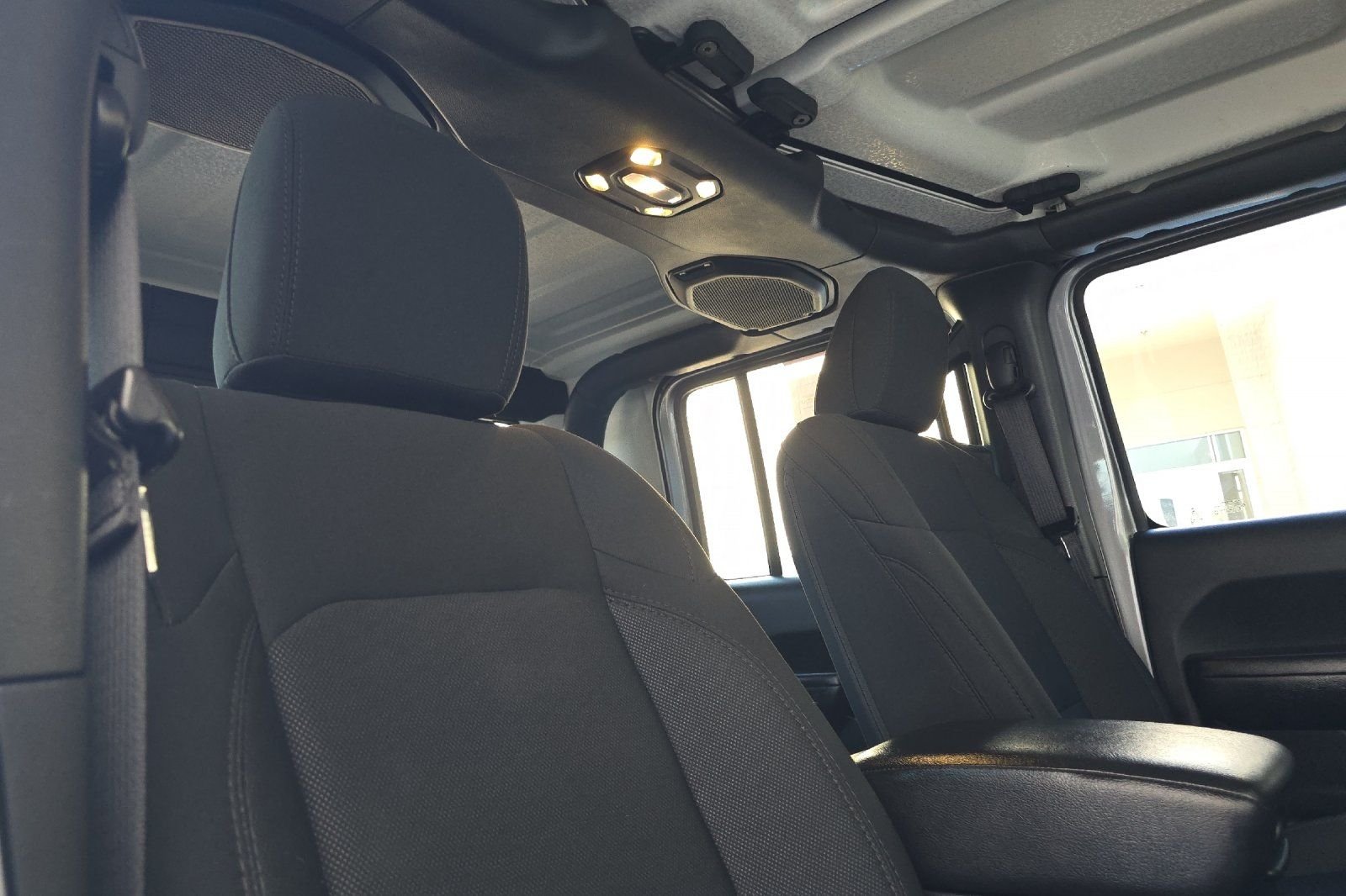 Used 2020 Silver Jeep Sport image 18