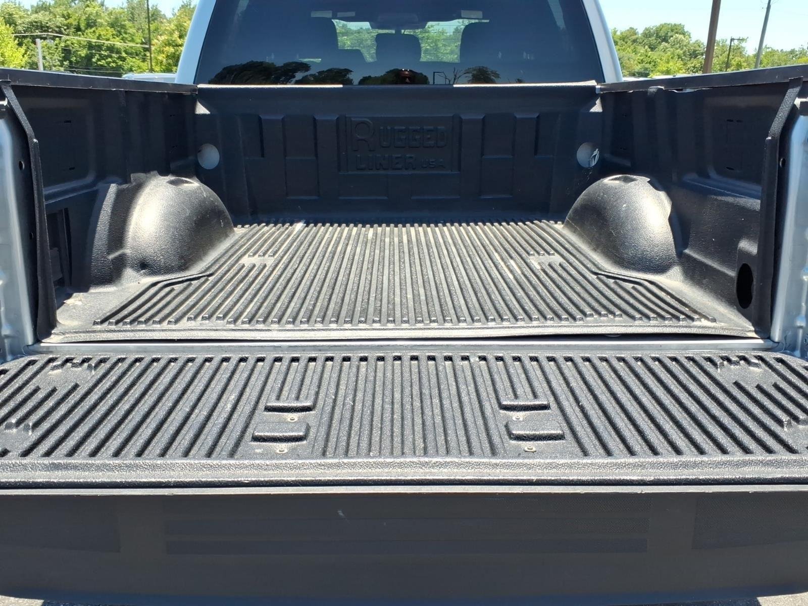 Used 2024 Iconic Silver Metallic Ford XLT image 29