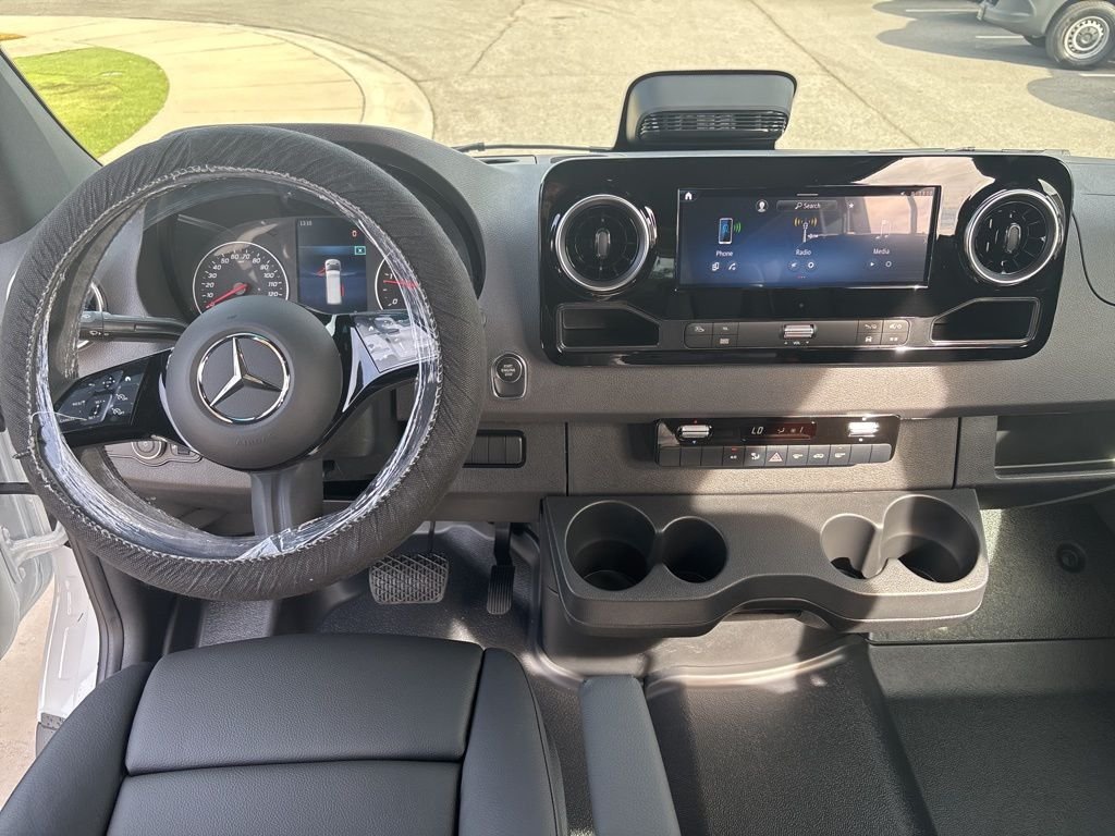 New 2026  Mercedes-Benz Crew 144 w/ Method Wheels Owl Rack image 38
