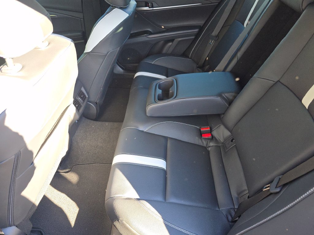 Used 2026  Toyota SE image 19