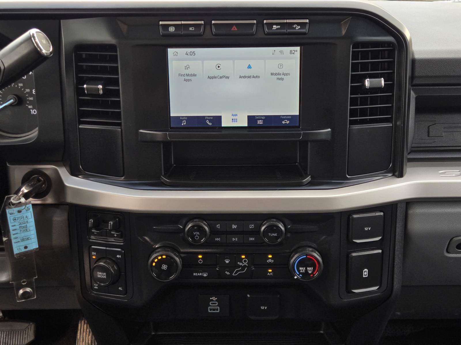 Used 2024 Oxford White Clearcoat Ford XL image 20