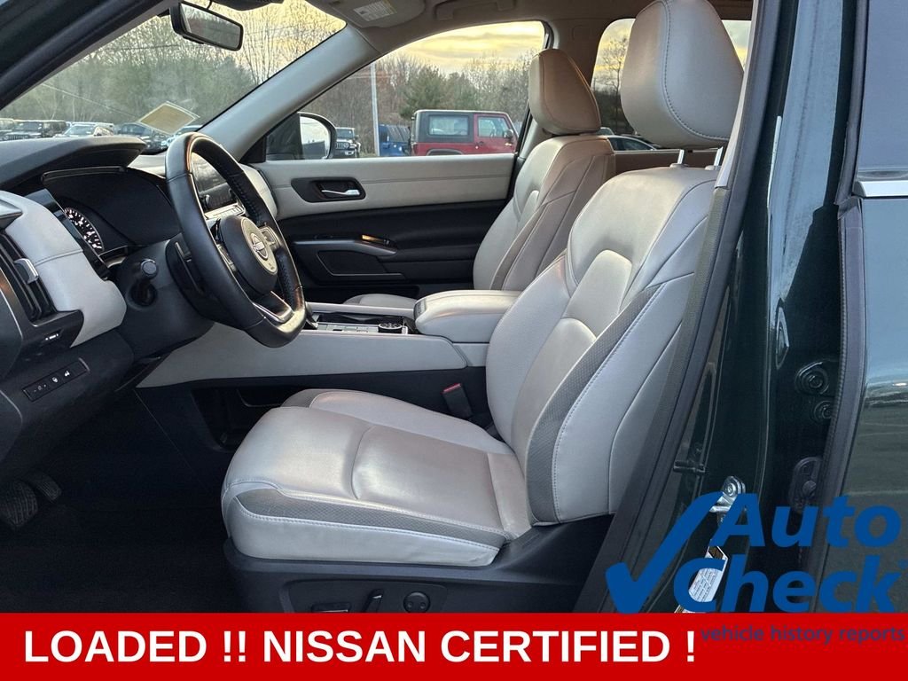 Used 2023 Black Nissan SL image 23