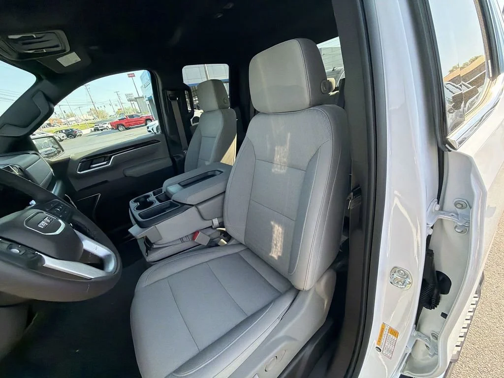 New 2026 Summit White GMC SLE image 17